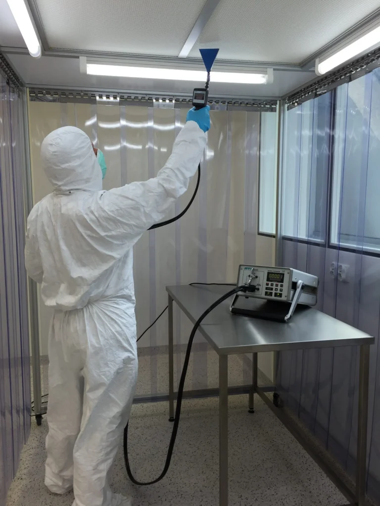Instrumentación de campo para pruebas y calificación de cleanrooms